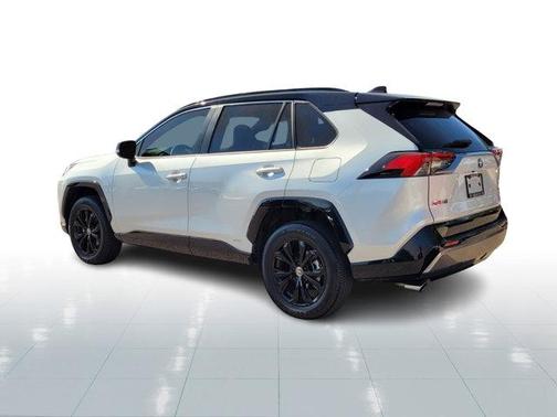 2024 Toyota RAV4 Hybrid SE