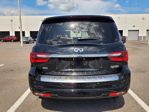 2023 INFINITI QX80 PREMIUM SELECT AWD
