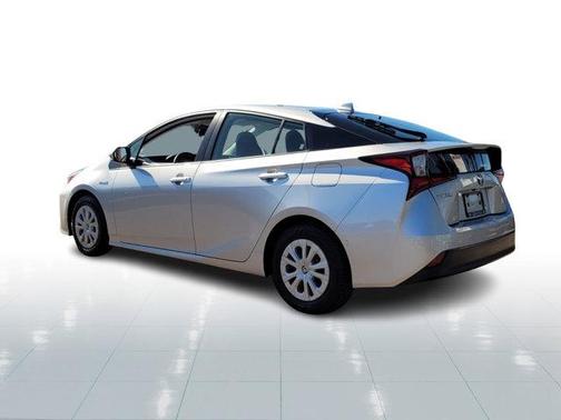 2022 Toyota Prius L