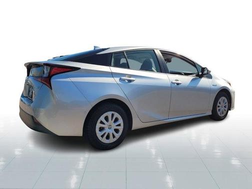 2022 Toyota Prius L