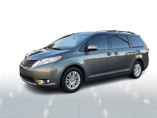 2014 Toyota Sienna XLE