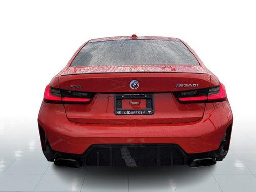 2023 BMW M340 i xDrive