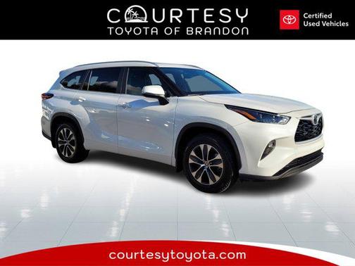 2024 Toyota Highlander XLE