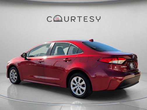 2024 Toyota Corolla Hybrid LE