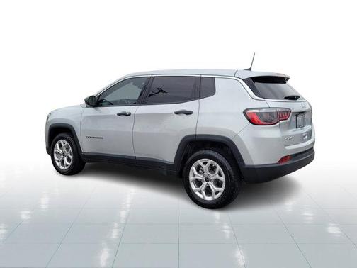 2025 Jeep Compass Sport