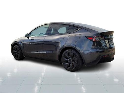2024 Tesla Model Y Long Range Dual Motor All-Wheel Drive