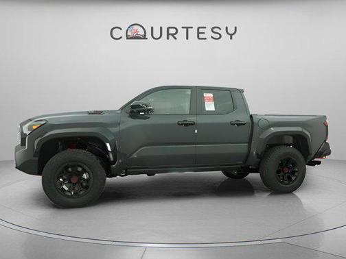 2025 Toyota Tacoma Hybrid TRD Pro