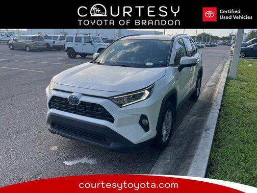 2021 Toyota RAV4 Hybrid XLE