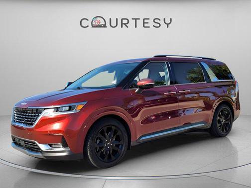 2022 Kia Carnival SX