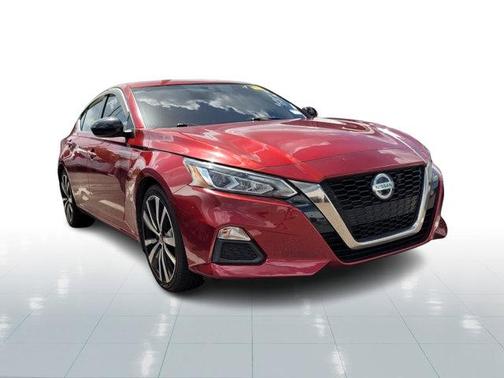 2021 Nissan Altima SR FWD