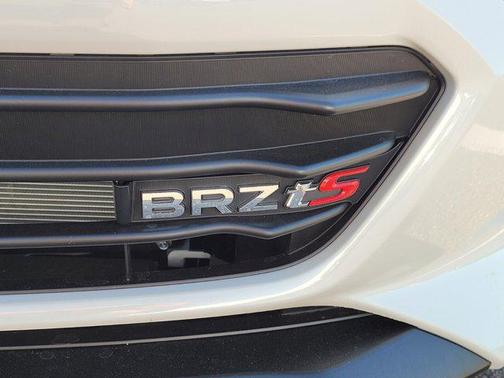2025 Subaru BRZ tS