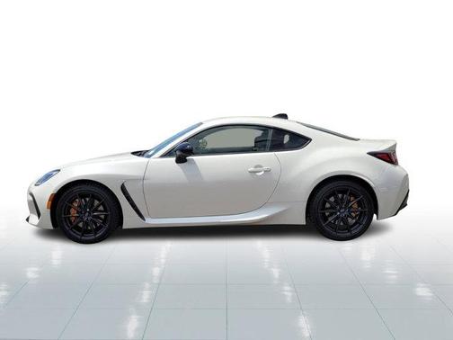 2025 Subaru BRZ tS