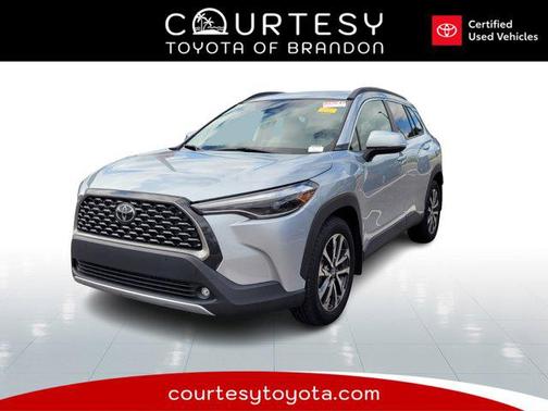 2024 Toyota Corolla Cross XLE