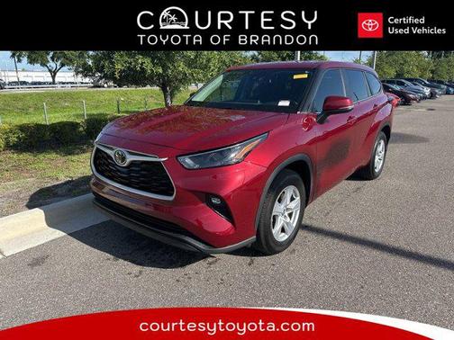 2023 Toyota Highlander LE