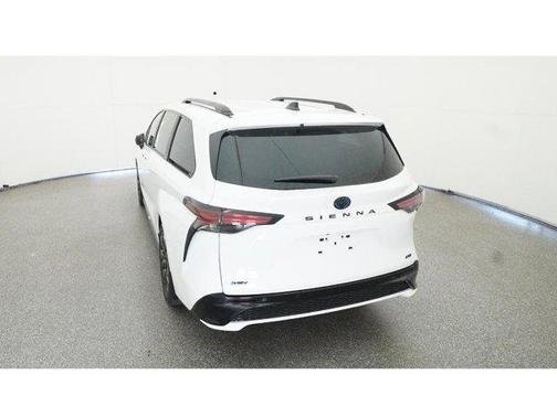2025 Toyota Sienna XSE 7 Passenger