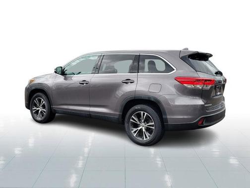 2019 Toyota Highlander LE Plus