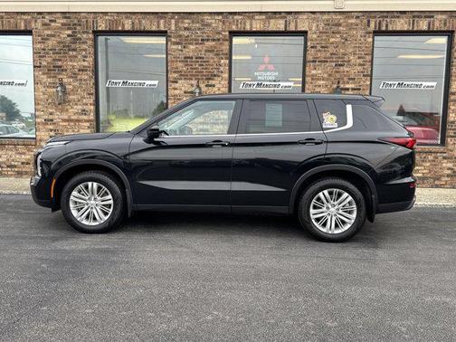 2023 Mitsubishi Outlander ES 2.5 S-AWC