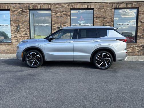 2022 Mitsubishi Outlander SEL Special Edition 2WD