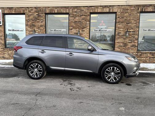 2018 Mitsubishi Outlander SE