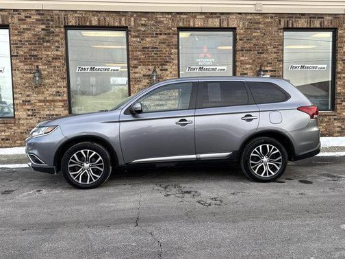 2018 Mitsubishi Outlander SE