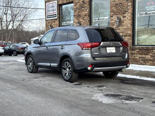 2018 Mitsubishi Outlander SE