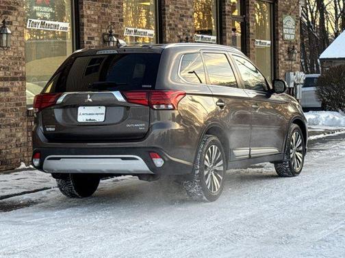 2019 Mitsubishi Outlander SEL