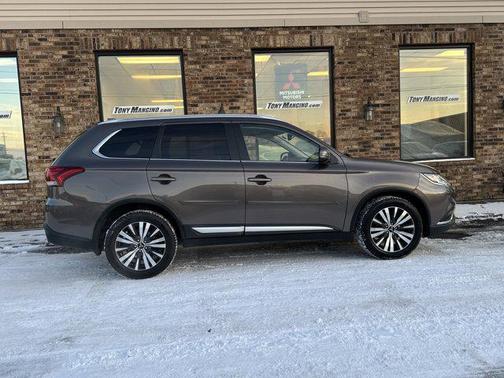 2019 Mitsubishi Outlander SEL