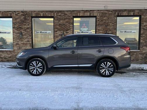 2019 Mitsubishi Outlander SEL
