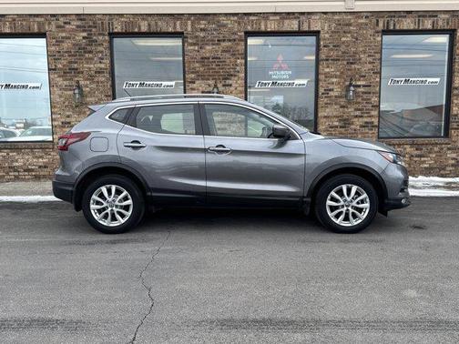 2021 Nissan Rogue Sport SV