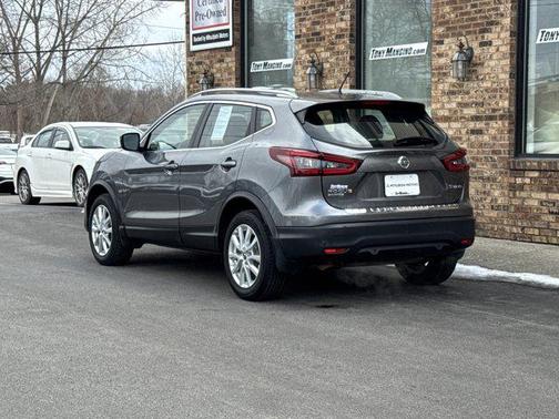 2021 Nissan Rogue Sport SV