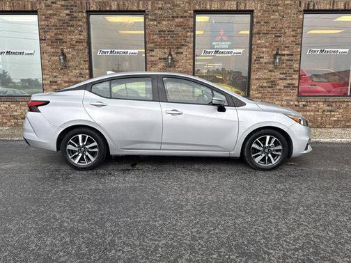 2021 Nissan Versa 1.6 SV