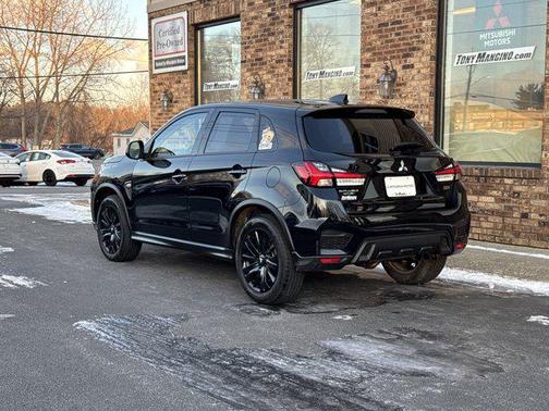 2025 Mitsubishi Outlander Sport 2.0 LE