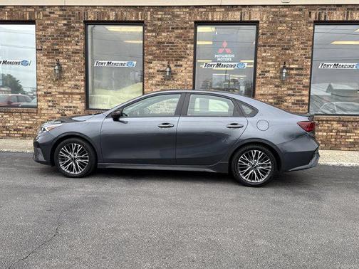 Gravity Gray 2023 Kia Forte GT-Line