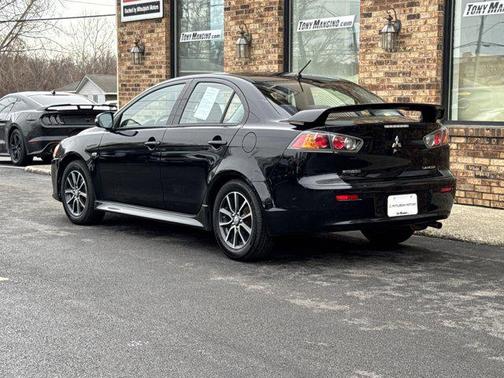 2017 Mitsubishi Lancer ES