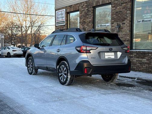 2021 Subaru Outback Base