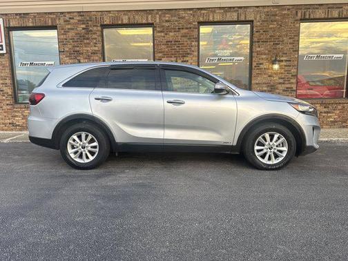2019 Kia Sorento LX