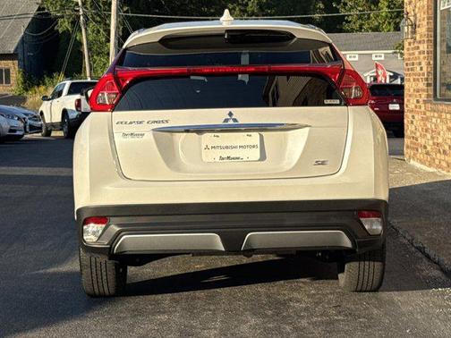 2020 Mitsubishi Eclipse Cross SE