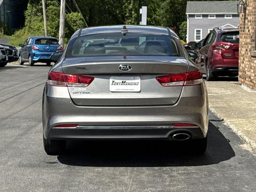 Titanium Silver 2018 Kia Optima LX