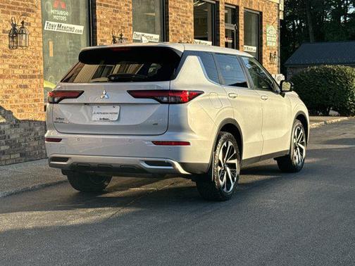2022 Mitsubishi Outlander SE 2.5 S-AWC