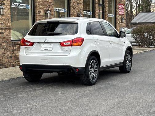 2016 Mitsubishi Outlander Sport 2.4 SE