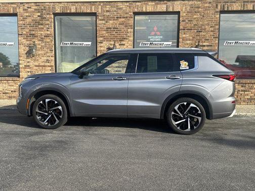 2022 Mitsubishi Outlander SEL Special Edition S-AWC
