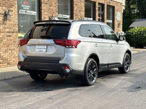 2018 Mitsubishi Outlander SE
