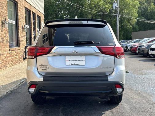 2018 Mitsubishi Outlander SE