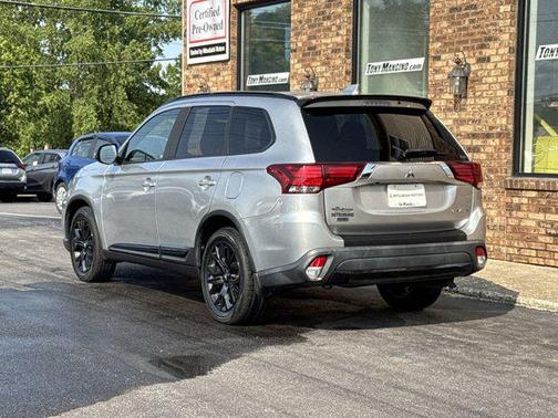 2018 Mitsubishi Outlander SE