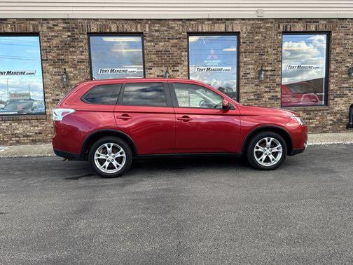 2015 Mitsubishi Outlander SE