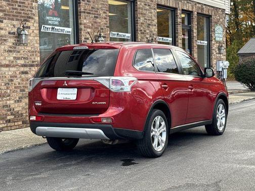 2015 Mitsubishi Outlander SE