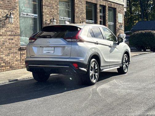 2022 Mitsubishi Eclipse Cross SEL