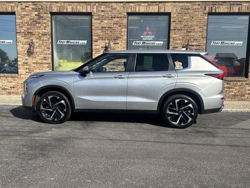 2022 Mitsubishi Outlander ES 2.5 S-AWC