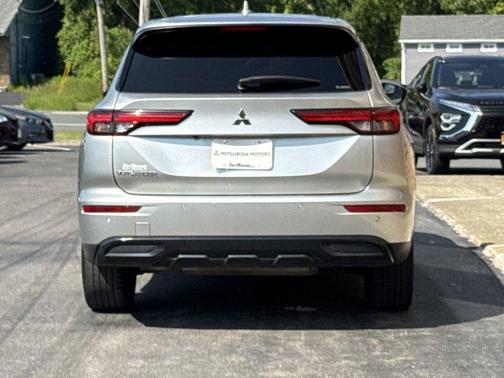 2022 Mitsubishi Outlander Black Edition S-AWC