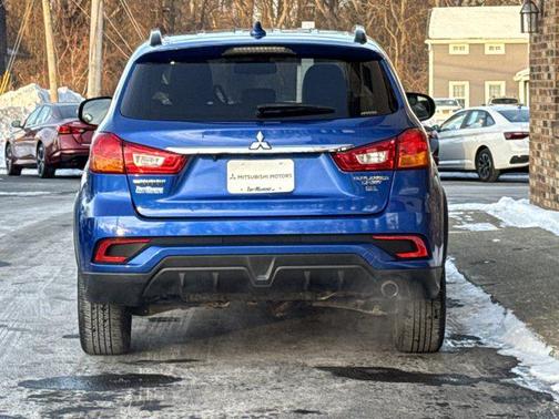 2018 Mitsubishi Outlander Sport 2.4 SEL